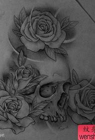 Картина Популярная классическая черно-белая эмаль и роза тату