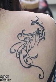 Wzór tatuażu Phoenix na ramieniu