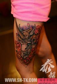 Legs gewilde koel eenhoorn tatoo patroon