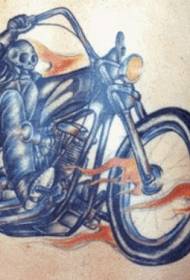 dood op die motorfietsrenne-tatoeëergroep