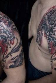 një model klasik tatuazhi dragonjsh dominues,  150198 @ shawl model tatuazh dragua: dragua shalle evropiane dhe amerikane mbi dragoin e shpatullave model tatuazhesh