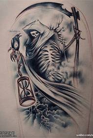 Modèl maniskri lanmò Tattoo