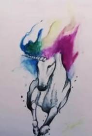 un petit groupe de tatouages de licorne Photo appréciation