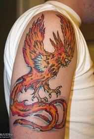 brazo fuego fénix tatuaje patrón