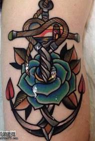 Modello tatuaggio ancoraggio fiore gamba