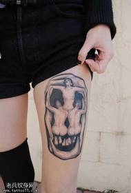 láb portré koponya tetoválás minta