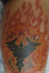 Phoenix Totem dhe Flaka Tattoo Model