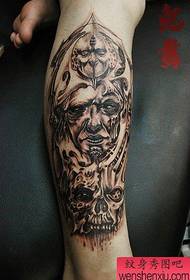 tatuaggio European 鬼 classico teschio europeo e americano con le gambe