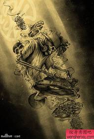 patrún fionnuar Super dathúil tattoo hitskull chun dioscaí a imirt