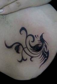 een totem phoenix tattoo-patroon dat meisjes leuk vinden