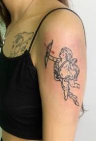 tatuaggio piccolo angelo 9 piccolo Tatuaggio fresco piccolo angelo
