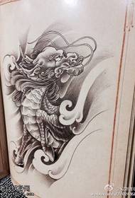 Foto del manoscritto del tatuaggio di Kirin