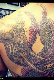 corak tatu unicorn bahu