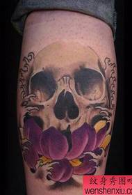 Schädel Tattoo Muster: Bein Farbe Schädel Lotus Tattoo Muster