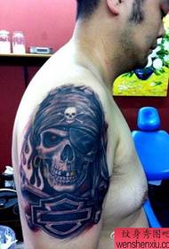 faʻailoga sili ona manaia o le tattoo tattoo skull