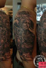 roke priljubljen klasičen črno-beli vzorec tatoo angel