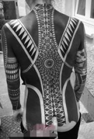 10 puntas de picadura de elementos geométricos de estilo gris blanco y negro de área grande Patrón de tatuaje de cuerpo completo