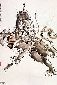 un modello di tatuaggio unicorno di personalità
