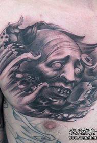 modello di tatuaggio fantasma al petto