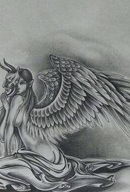 patró de tatuatge d’ales d’àngel blanc i negre