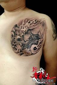 Mannens kule Tang Lion Tattoo Pattern