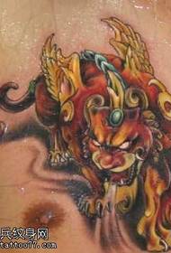 Lucky God bees tatoo patroon  152138 @ bloedrooi horror skedel patroon tattoo patroon
