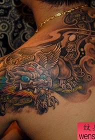 Skouder Lucky God Beast Tattoo Patroon
