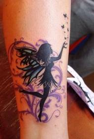 czarny elf z fioletowym wzorem tatuażu z winorośli
