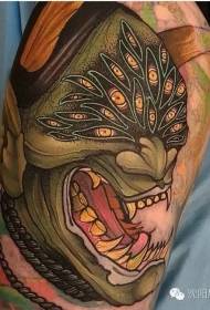 Modernus azijietiško velnio dažyto tatuiruotės modelio stilius