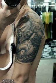 bracciu dominante Sun Wukong mudellu di tatuaggi