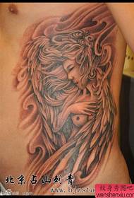 kaunis suosittu enkelin tatuointikuvio miesten vyötärölle