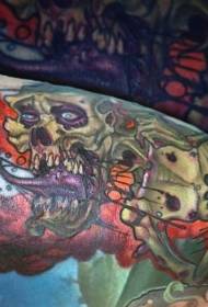 Күлкілі стильде қанды зомби құбыжық татуировкасы үлгісі боялған