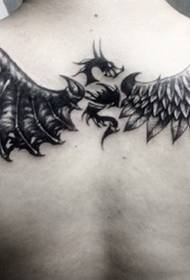 група от ангелски дяволи Модел на татуировка на крилото