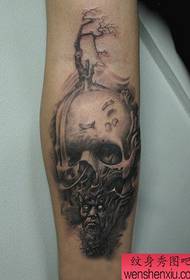 braço bom clássico crânio tatuagem padrão