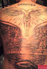 Wzór tatuażu anioła: fajny super przystojny wzór tatuażu anielskiego