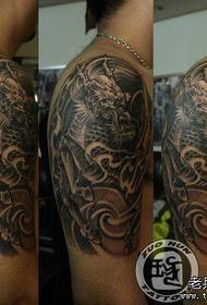 arm populära coola unicorn tatuering mönster