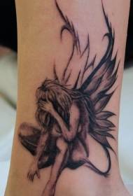 Modello di tatuaggio bellissimo elfo addolorato alla caviglia