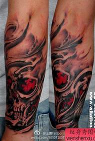 modello popolare del tatuaggio del cranio del braccio popolare