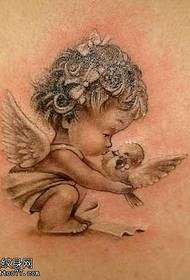 Modela Tattoo ya Angel Little Cupid