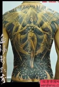 пълен гръб красива красота ангел татуировка модел