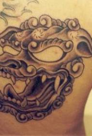 Modello di tatuaggio demone stile asiatico posteriore