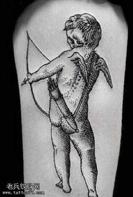 gamba tatuaggio bianco e nero angelo modello tatuaggio