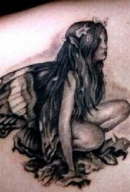 прекрасен седящ модел татуировка на елфи
