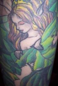 tatuaj drăguț de prințesă de zână în frunze verzi