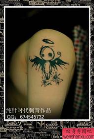 modello di tatuaggio angelo braccio totem popolare moda maschile