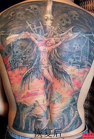 Wzór tatuażu na plecach: Fajne, pełne plecy mężczyzny anielskie skrzydła krzyżują zdjęcia wzoru tatuażu czaszki