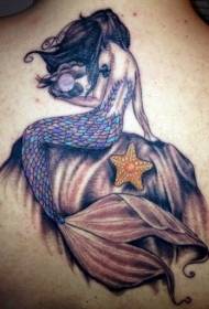 disegno del tatuaggio sirena e stelle marine di colore posteriore