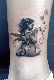 schwaarz gro Elf-Tempo Flute Tattoo Muster