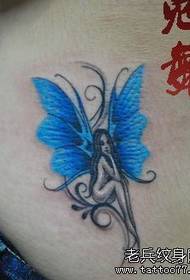 女生腰部精美的一幅精灵翅膀纹身图案