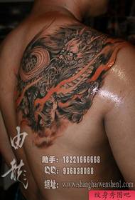 чоловічий спині плече красивий красивий єдиноріг татуювання візерунок